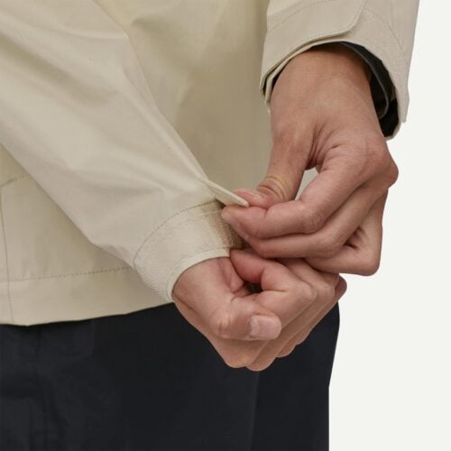 Patagonia Women's Torrentshell 3L Rain Jacket - Image 7