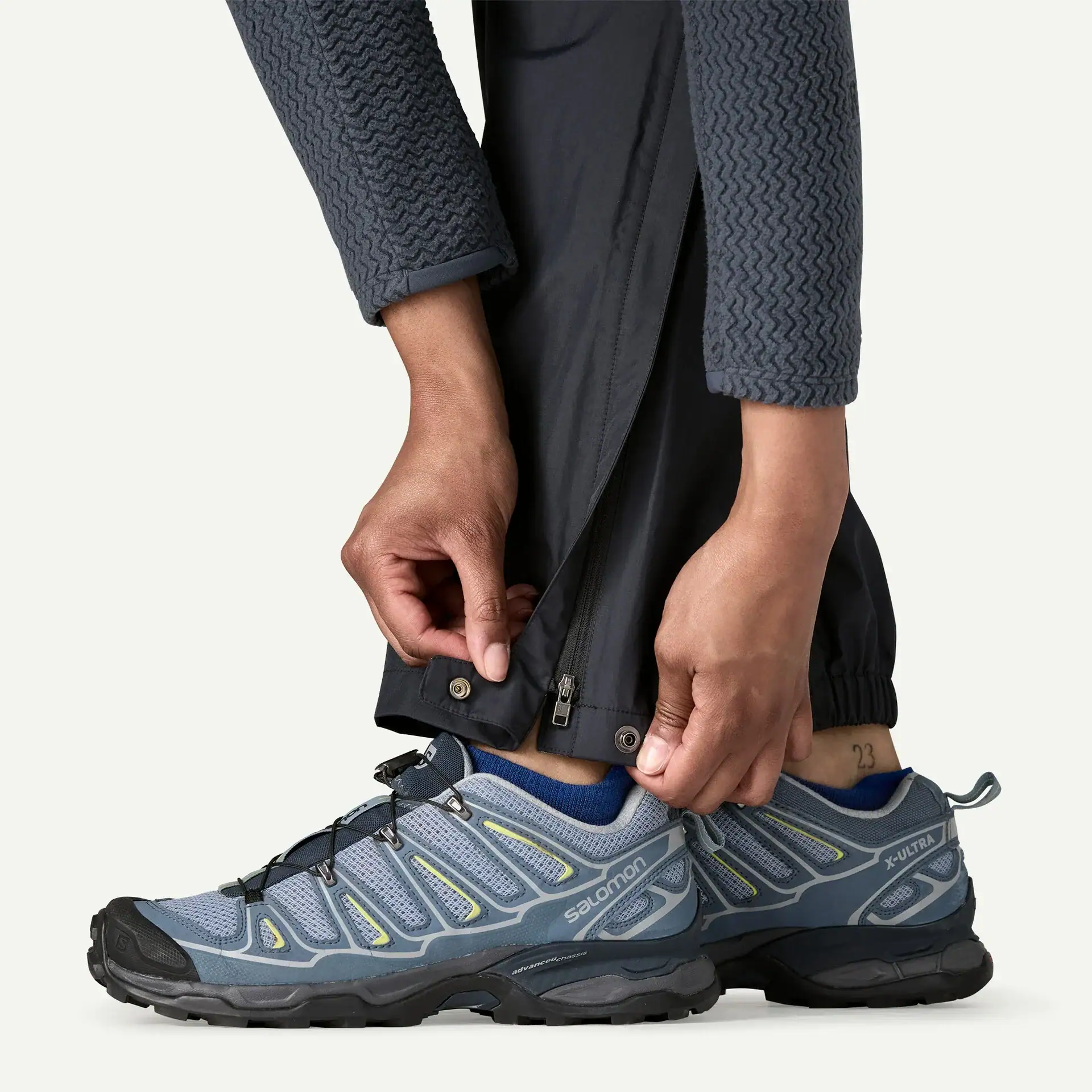 Patagonia Women's Torrentshell 3L Rain Pants - Image 7